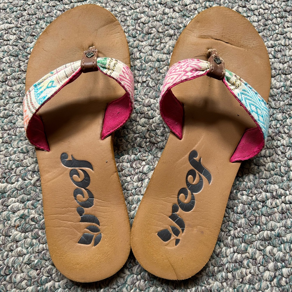 Reef Pink and Blue Sandals Vibrant Comfort